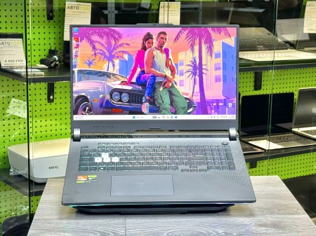 Asus Rog Strix G713p 1